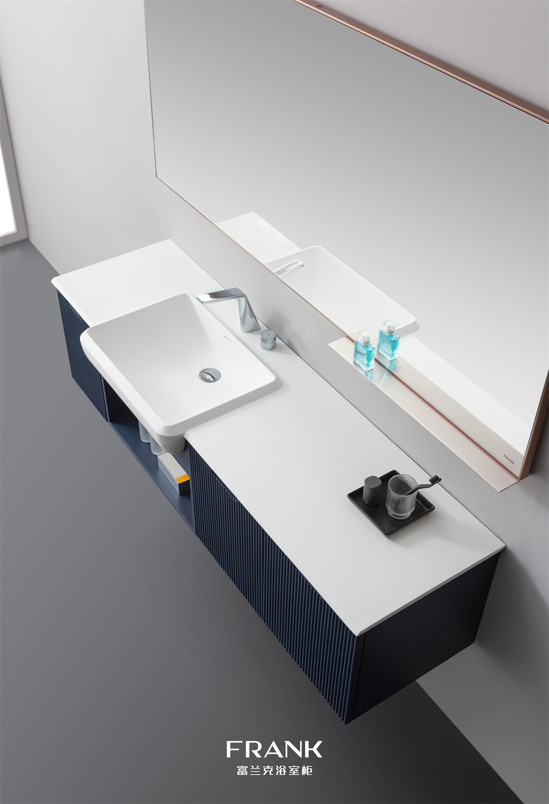 富兰克浴室柜新品子曰系列